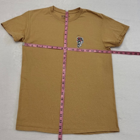 Retrofit Rose Head Patch T-Shirt, Short Sleeves, Tan/Mustard/Yellowish, Small - Picture 7 of 11